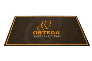 Ortega ORUG Stageteppich für Gitarristen