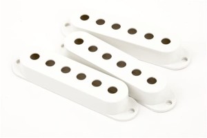 Fender 0992034000 osłony przetworników Strat White