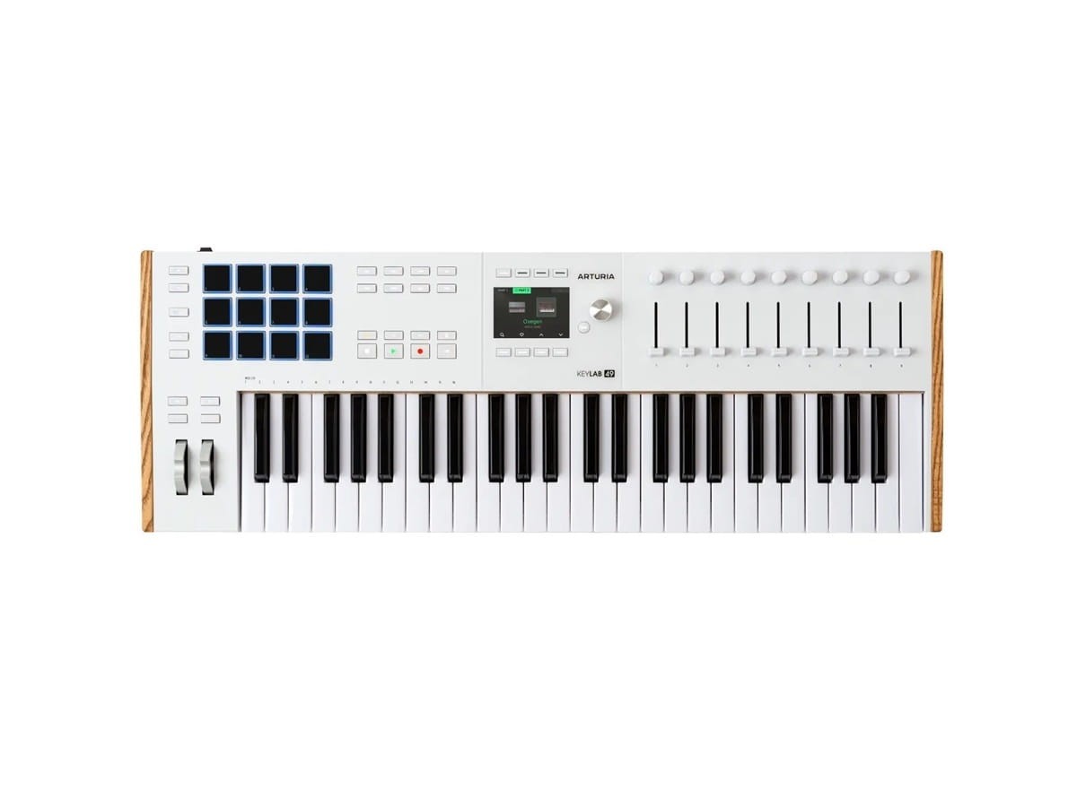 Arturia KeyLab 49 mk3 White 1.jpg