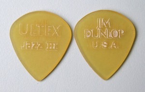 Dunlop Ultex Jazz III Gitarrenplektrum 1,38mm